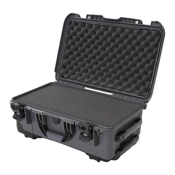 Model 935 Waterproof Case 22x14x9" Grpht Ltch Clsr Tp Hndl/Sd Hndl/Rtrctbl Hndl