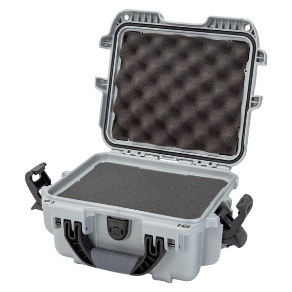Model 905 Waterproof Case 12.5x10.1x6" Silver Latch Closure Sft Grp/Ergo Hndl