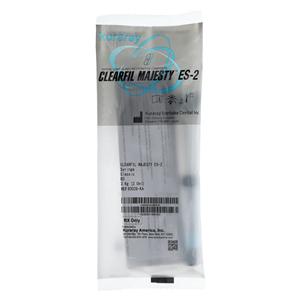 Clearfil Majesty ES-2 Classic Universal Composite B3 Syringe Refill